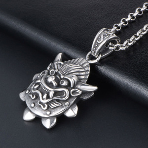 Collar de Moda para Hombre con Colgante de Cabeza de Dragón en Acero de Titanio SP423, Diseño de Zodiaco Animal, Joyería con Forma de Rostro - Product Image 3