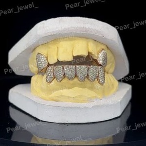 Oferta Especial: Grillz de Diamantes Moissanite VVS, Plata de Ley 925, Capas Dentales Personalizadas, Joyería Hip Hop para Hombres y Mujeres, Disponible para la Venta - Product Image 6