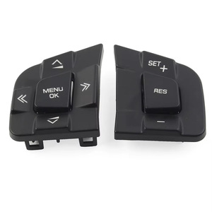 Botones del Volante Jaguar LR095537 LR095540 Material ABS Para XF XE Land Rover Discovery Sport - Product Image 1
