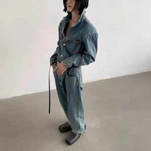 Mono vaquero de manga larga con hombreras de alta calidad para hombre y mujer al por mayor - Product Image 4