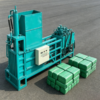 Grande presse à balles hydraulique pour ensilage, équipement de traitement du fourrage fermenté pour ranchs à grande échelle
