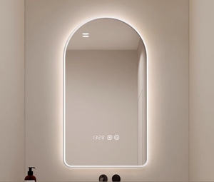 Miroir de salle de bain LED à cadre noir arqué, miroir de vanité intelligent avec affichage de l'heure et commande tactile, étanche IP44 - Product Image 6