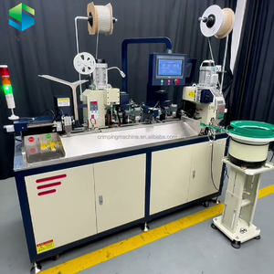 Équipement automatique de terminaison de fils avec capacité d'insertion d'inserts à double extrémité - Product Image 3
