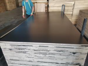 Lámina de Madera Contrachapada de Abedul Recubierta con Película Antideslizante, Impermeable, de 1220*2440 mm, 4x8, 12 mm, 18 mm, en Oferta - Product Image 3