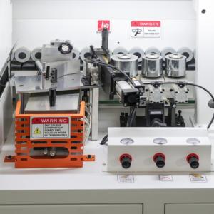 Machine de chantournage automatique industrielle CE fabriquée en Chine pour le bois, le mélamine, le MDF avec CNC et pré-fraisage - Product Image 3