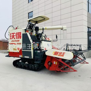 Cosechadora Combinada Worde Rilong de 125 CV, Alta Productividad, para Cosecha de Trigo y Arroz, Modelo con Tracción por Orugas - Product Image 3