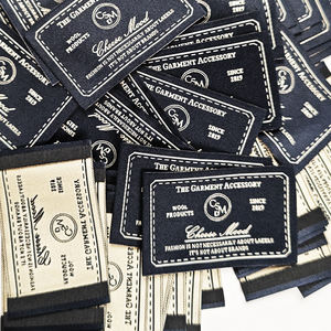 Etiquetas de Ropa Sostenibles Personalizadas y Etiquetas con Logotipo de Alta Calidad, Servicio Rápido de Muestras, Etiquetas de Ropa Tejidas en Satén para Marcas - Product Image 4