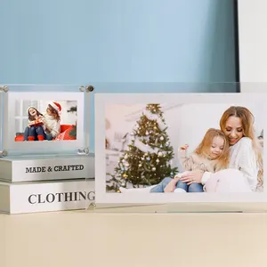 A beautiful gift for Transparent acrylic electronic photo frame to commemorate beautiful moments