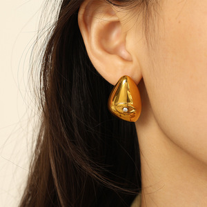 Pendientes de Oro con Forma de Lágrima y Bisel de Diamantes Blancos para Fiesta, Joyería para Mujer, Diseño Irregular, Pendientes de Moda - Product Image 4