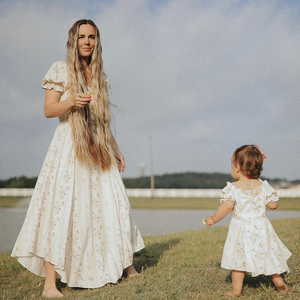 Estate manica a sbuffo increspatura fiore mamma e io abiti abiti abbinati alla famiglia mamma e io abiti coordinati - Product Image 5