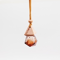 Bouteilles de diffuseur de parfum colorées vides 8ml bouteille de désodorisant suspendue de voiture avec bouchon en bois