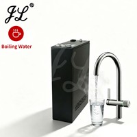 Mini chauffe-eau sous évier avec robinet mécanique en métal