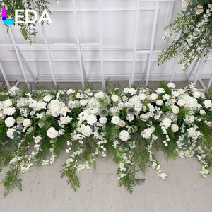 Guirnalda de Flores Artificiales LEDA Greenery White, Arreglos Florales Colgantes para Mesa, Decoración Artificial para Eventos - Product Image 6