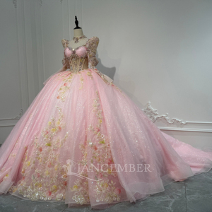 XS278 Hermoso Vestido de Noche Rosa Hada con Mangas Largas y Cola para Quinceañeras - Product Image 2