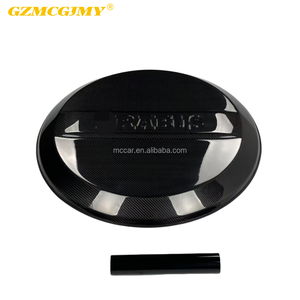 Housse de pneu de roue de secours <span class=keywords><strong>noir</strong></span> <span class=keywords><strong>mat</strong></span> en Fiber de carbone de haute qualité pour <span class=keywords><strong>mercedes</strong></span>-benz W464 G500 G63 AMG BS Style housse de pneu de secours - Product Image 1