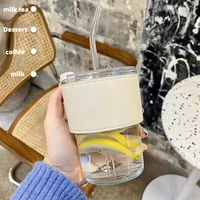 Tasse à café en verre borosilicate soufflé à la main style Ins, 440 ml, avec manchon en cuir portable, paille en bambou, logo personnalisé, couvercle anti-fuite