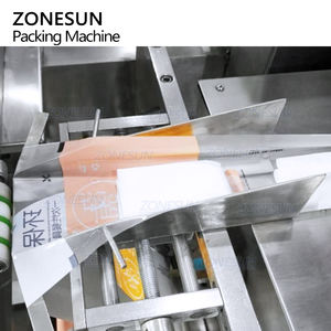 ZONESUN ZS-WP260A Automatic Pillow Type Single Sheet Sachet Wet Tissue Wipe Packing <b>Machine</b> Wet Wipe <b>Making</b> Packaging Equipment - Product Image 3