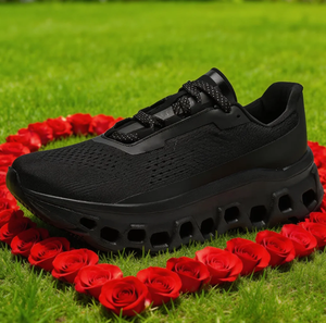 Calzado deportivo transpirable y a la moda para hombre. Suela cómoda con un diseño de zapatilla de running de alta calidad. - Product Image 3