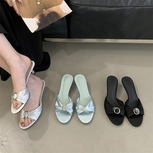 Zapatos de Tacón Alto Elegantes para Mujer, Diseño Verano 2025, Punta Abierta, Correa en el Tobillo, Estilo Sexy para Club - Product Image 2