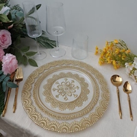 Assiettes de présentation en verre transparent de 13 pouces avec décorations dorées en relief pour la maison, l'hôtel et le restaurant