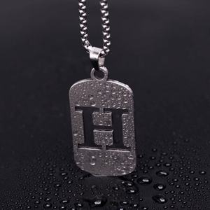 Collier avec pendentif personnalisé en acier inoxydable original, résistant à l'eau et au ternissement, pour femmes et hommes - Product Image 4