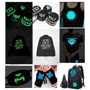 Nuevos materiales con calidad mejorada de vinilo de transferencia de calor de la <span class=keywords><strong>serie</strong></span> Glow in Dark para decoración de ropa, sombreros, telas, zapatos, - Product Image 6