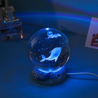 Boule de cristal blanche gravée au laser 3D, modèle sphérique, veilleuse LED, décoration de Noël, chambre à coucher, lampe de table