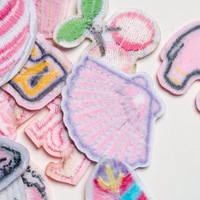 Stok Tersedia Patch Bordir Kartun Lucu Gaya Gadis Pink, Aplikasi Setrika untuk Pakaian, Tas, Topi, Aksesoris Fashion DIY