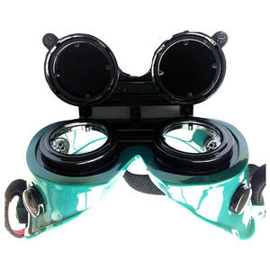 3M 10197 <span class=keywords><strong>Gafas</strong></span> <span class=keywords><strong>de</strong></span> soldadura <span class=keywords><strong>Gafas</strong></span> <span class=keywords><strong>de</strong></span> <span class=keywords><strong>seguridad</strong></span> resistentes a arañazos y salpicaduras <span class=keywords><strong>de</strong></span> impacto <span class=keywords><strong>Gafas</strong></span> <span class=keywords><strong>de</strong></span> laboratorio - Product Image 4