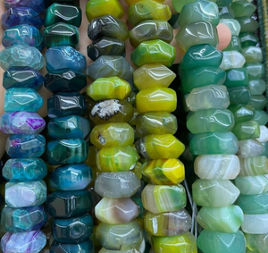 Perles en vrac multicolores, perles d'agate facettées, pierre pour la fabrication de bijoux DIY, forme irrégulière pour collier, bracelet - Product Image 1