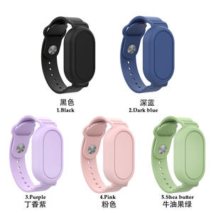 Pulsera de lujo logotipo personalizado correa de reloj trampa para Samsung Smart Tag pulsera de silicona - Product Image 6