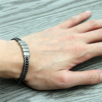 Vente en gros de noms personnalisés non ternis, bijoux pour hommes, bracelet à chaîne en queue de sétaire noire, perles de zircon gravées vierges en acier inoxydable