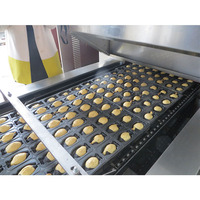 Gâteau automatique faisant la machine fabrication d'équipement de boulangerie gâteau faisant la machine de production