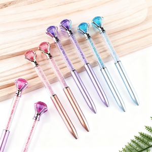 Penna a Sfera Promozionale Personalizzabile Multicolore con Diamanti in Plastica, Penna con Logo per Studenti - Product Image 2