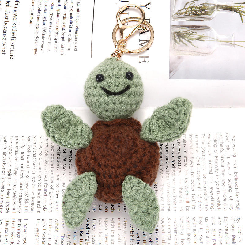 Green1-Crochet Turtle keychain