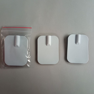 Großhandel Klebende 45*60mm Silikon-Gummi-TENS-Elektrodenpads für TENS/<span class=keywords><strong>EMS</strong></span>-Geräte, Klebende Silikonpads, TENS-Kohlenstoff-Gummi-Elektroden - Product Image 2