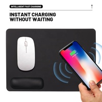 Tapis de souris de jeu en silicone à charge sans fil rapide 10W certifié Qi avec repose-poignet, design ergonomique, résistant à l'eau, qualité supérieure pour le bureau