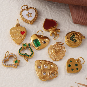 Colgante de Acero Inoxidable en Forma de Corazón con Circonita para Fabricación de Joyas, Chapado en Oro de 18K, Diseño Irregular, Primavera 2025 - Product Image 1