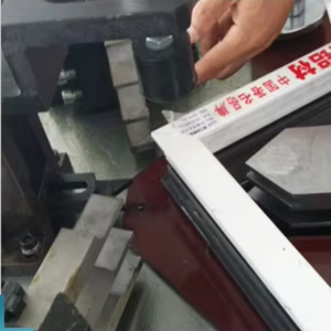 Mesin <span class=keywords><strong>Crimping</strong></span> sudut aluminium menggabungkan bingkai mesin menggabungkan mesin - Product Image 2