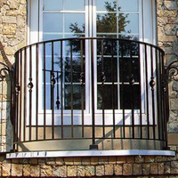 Rampe d'escalier moderne minimaliste en fer forgé fait main pour extérieur, villa, jardin, balcon, terrasse, fixation au sol, galvanisée à chaud