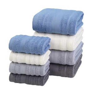 Ensemble de serviettes cadeau en pur coton, motif vaguelettes d'eau, personnalisable pour entreprise, gris foncé - Product Image 2