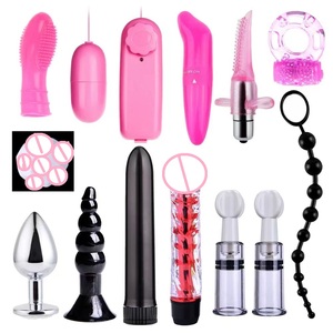 BDSM Set Kits Bondage Gear Esposas Pezón Abrazaderas Látigo Nalgadas Anal Plug Ring Vibrador Adulto SM Juguetes sexuales para Mujeres Hombres - Product Image 6