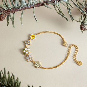 Braccialetti J&D Designer con Ciondolo a Fiore Colorato in Acciaio Inossidabile Placcato Oro 18K con Strass e Zirconi - Product Image 2