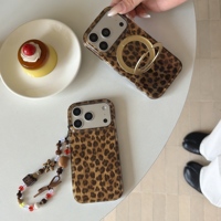 Coque de téléphone créative haut de gamme à imprimé léopard tendance pour iPhone 17 Pro Max, support magnétique Apple 16 Pro 15/14