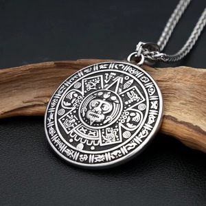 Yunnique – collier avec pendentif à motif maya pour hommes, en acier inoxydable, rond, style Hip Hop, chaîne de pull, charme en argent tibétain, chaîne de 60cm - Product Image 3
