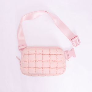 สายสะพายไนลอนแบบปรับได้สำหรับกระเป๋าคาดเอวแบบควิลท์  กระเป๋าพัฟฟี่ลายตัวอักษร  ปิดด้วยซิป  กันน้ำ สำหรับทุกเพศ - Product Image 3