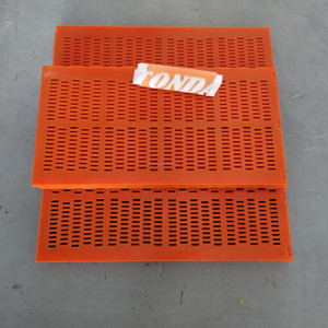 לוחות רשת יציקת פוליאוריטן למסכי כרייה, עמידים לאורך זמן, בעלי כושר נשיאה גבוה, התקנה קלה, גדלים הניתנים להתאמה אישית - Product Image 6