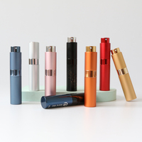 Flacon de parfum vide portable personnalisé avec logo, 8 ml, 10 ml, mini, rond, rechargeable, avec couvercle en verre, atomiseur en aluminium, matériau métallique