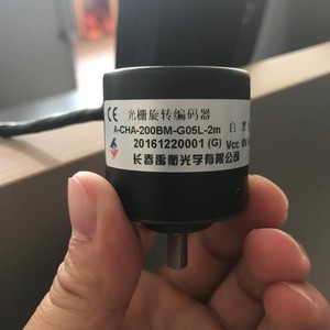 ชางชุน ยูเฮง ออปติกส์โรตารี่เอ็นโค้ดเดอร์ A-CHA-200BM-G05L-2m แบบเพิ่มค่าทีละหนึ่งค่า พร้อมสายเคเบิล - Product Image 1