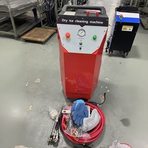 Mini équipement industriel intelligent <span class=keywords><strong>de</strong></span> nettoyage <span class=keywords><strong>de</strong></span> glace sèche pour l'élimination du carbone automobile et nettoyage des moisissures Machine <span class=keywords><strong>de</strong></span> sablage <span class=keywords><strong>de</strong></span> glace sèche - Product Image 3